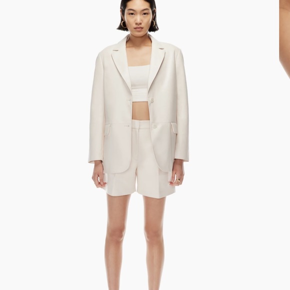 Wilfred Effortless faux leather shorts - Picture 2 of 9